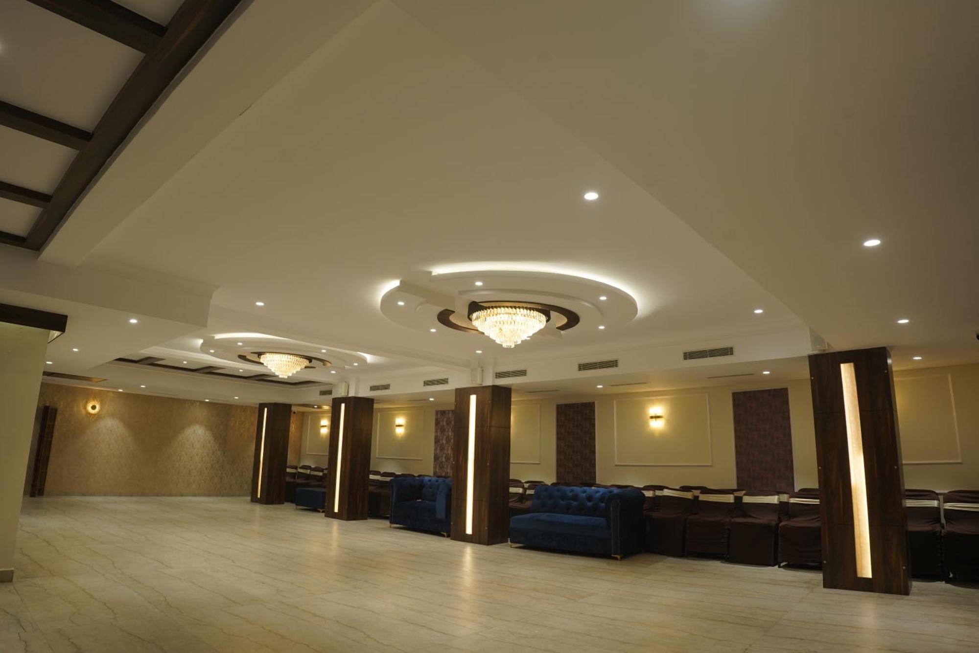 The Pride Hotel Jamshedpur Exterior foto